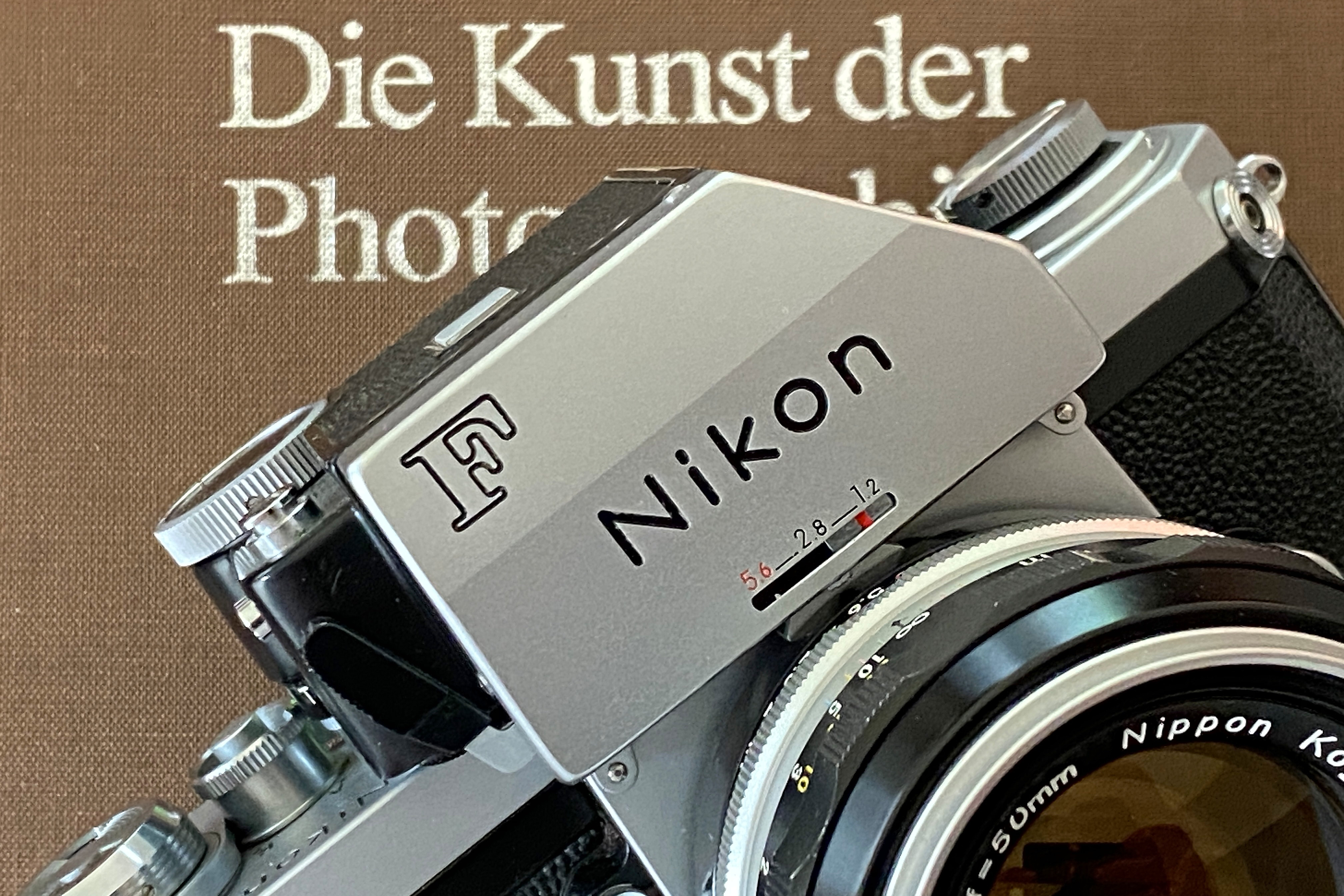 Nikon F